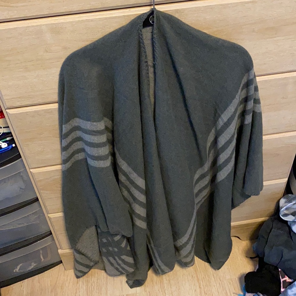 Gray Over the Shoulder Cape